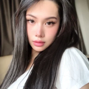 Bella Age 22 36/25/38 160 cm